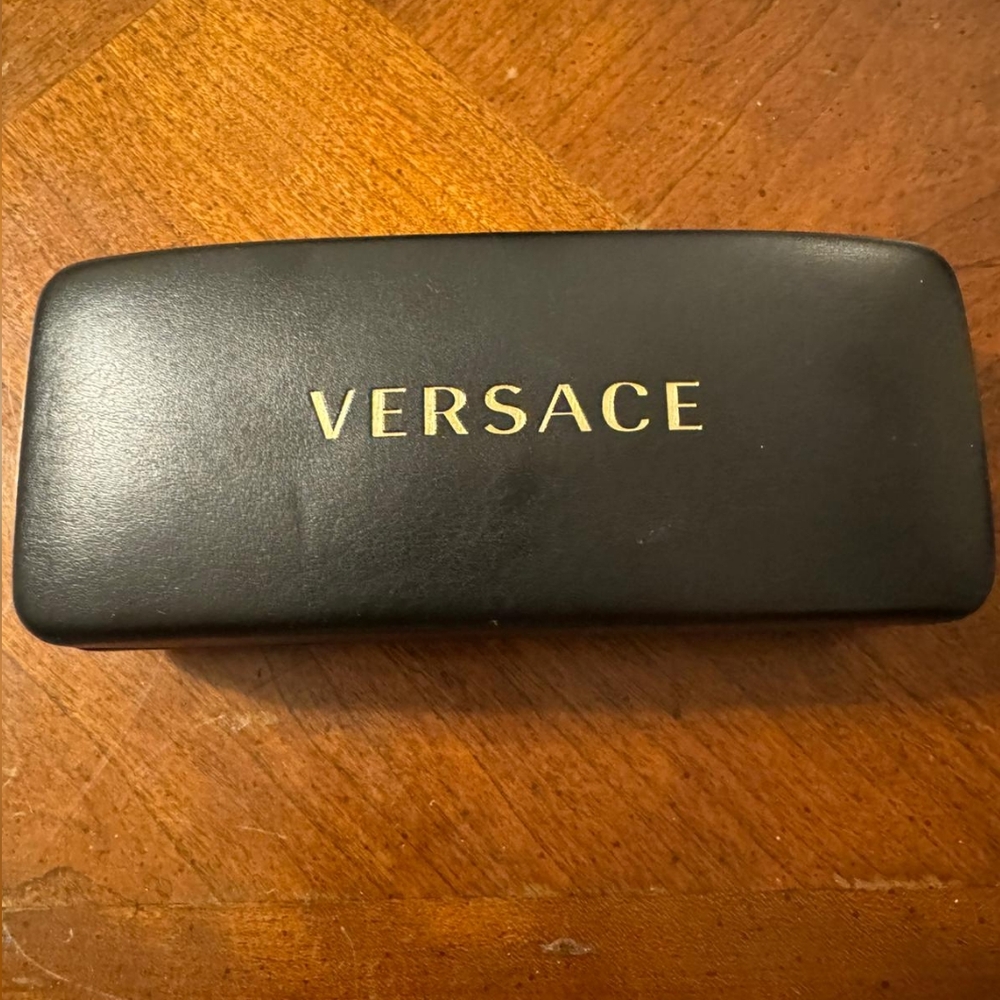 Versace Retro Glasses - Picture 3 of 10